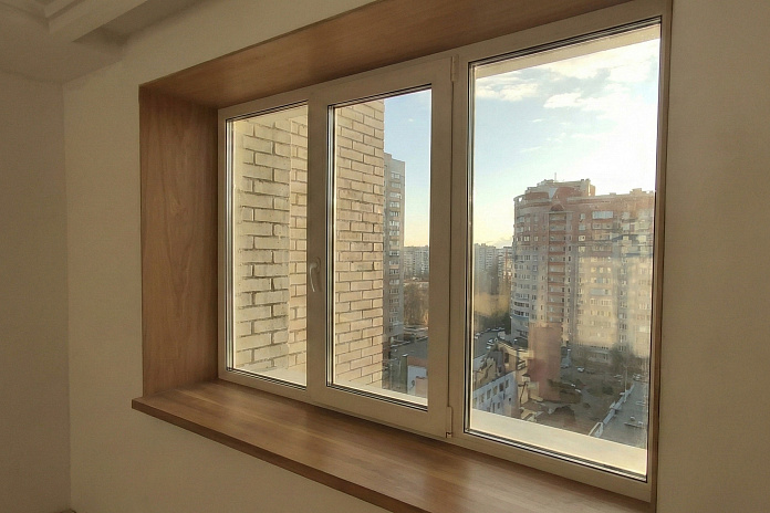 Дубовый подоконник с откосами (2). Работы компании РСК Интерьер.